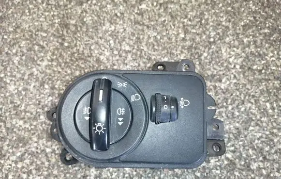 Ford Fusion Light switch 2S6T13A024CA