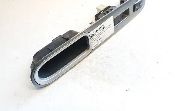 Subaru B9 Tribeca Electric window control switch 94266xa01a