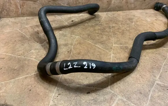 BMW Z4 E89 Engine coolant pipe/hose 9134076