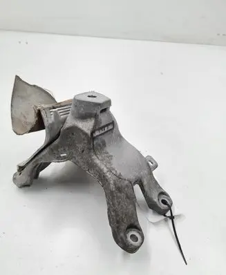 Audi A4 S4 B8 8K Engine mounting bracket 8K0199388L 8K0199388
