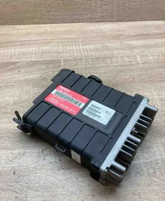 Audi 80 90 S2 B4 Engine control unit/module ECU 443907311C 0261200273