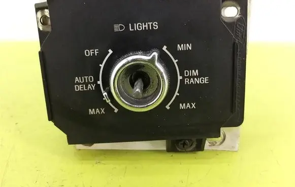 Lincoln Town Car Light switch E4VB-11654-AA
