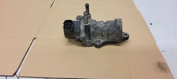 Toyota Corolla E120 E130 EGR valve 2562027090 1350008110
