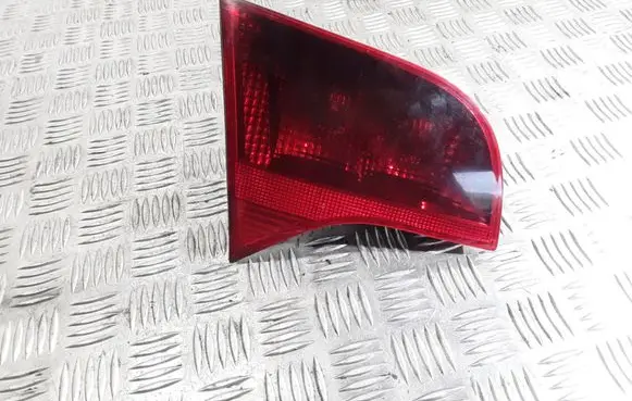 Audi A4 S4 B7 8E 8H Tailgate rear/tail lights