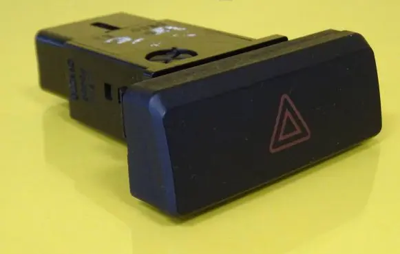 KIA Rio Hazard light switch 84776FD000