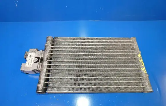 Mercedes-Benz CLS C219 Transmission/gearbox oil cooler A0005010765