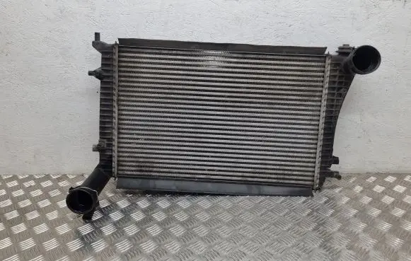 Volkswagen PASSAT B6 Intercooler radiator 3C0145803E 038906051C
