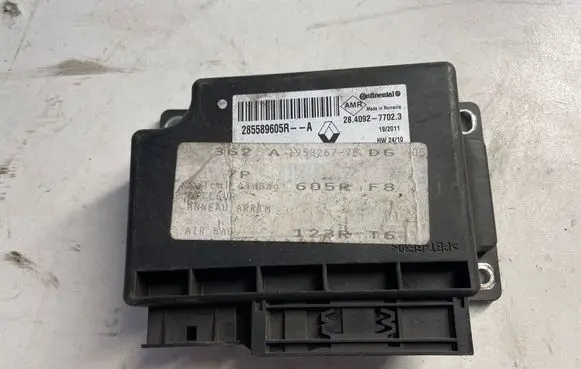 Renault Scenic III - Grand scenic III Airbag control unit/module 285589605R