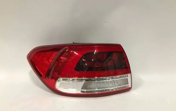 KIA Sorento Rear/tail lights 92401-C51 92401C51