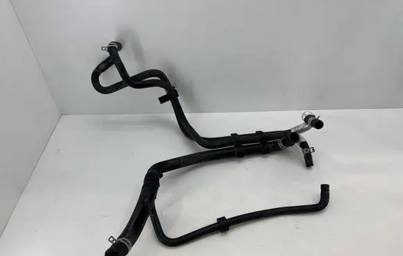 Ford Ecosport Engine coolant pipe/hose GN118C351DD