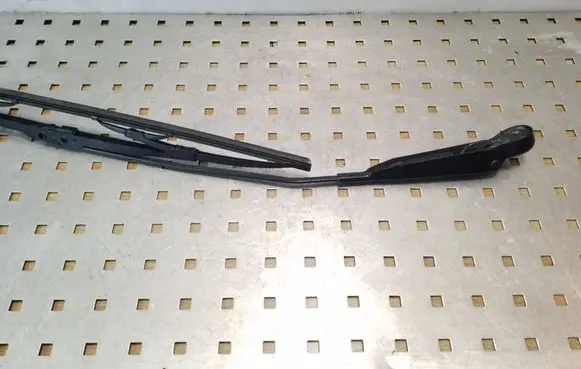 Renault Kangoo I Front wiper blade arm 7700308800
