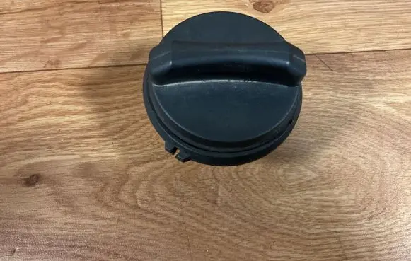 Ford Mondeo Mk III Fuel tank filler cap 