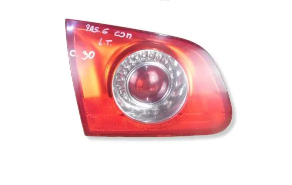 Volkswagen PASSAT B6 Rear/tail lights 