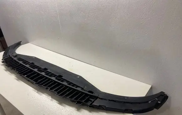 Audi Q5 SQ5 Front bumper lip 82A807611B M2130205