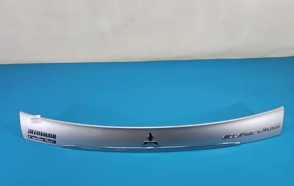 Mitsubishi Eclipse Cross Trunk door license plate light bar 5817A286 IMPRK1580429