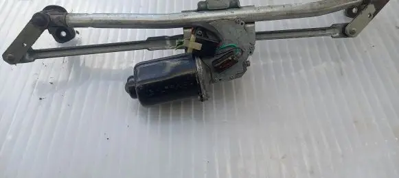 Volkswagen Golf III Front wiper linkage 
