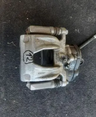 Volkswagen Touareg III Rear brake caliper 4M0405CA