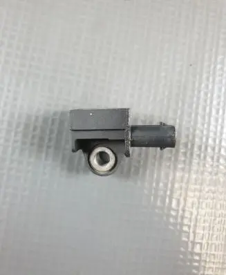 Volkswagen Golf VII Airbag deployment crash/impact sensor 5Q0907651