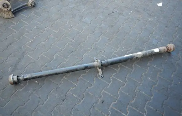 Volkswagen Phaeton Middle center prop shaft 