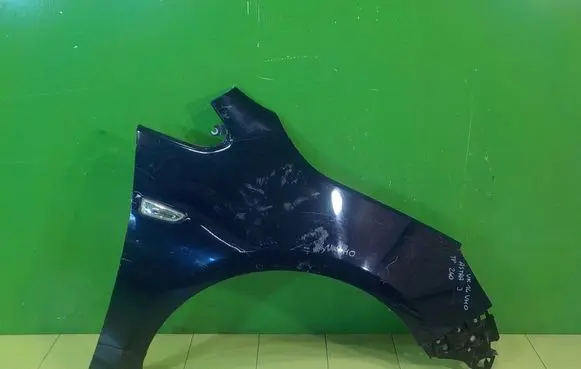 Opel Astra J Fender PRZOD PRAWY