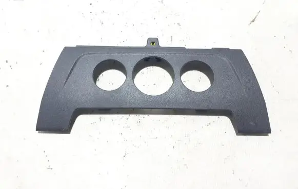 Renault Master III Panel trim 682605388R