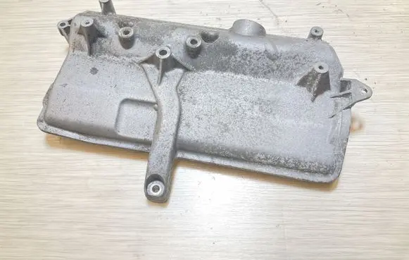 Rocker cam cover
