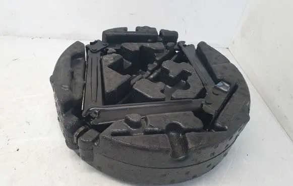 Chevrolet Cruze Tool box 13323032