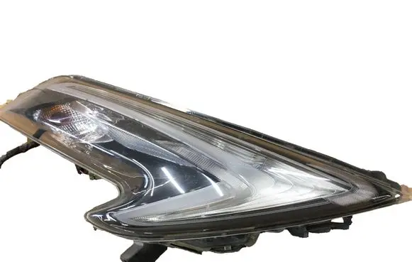 Nissan Juke I F15 Headlight/headlamp 26120BV80A
