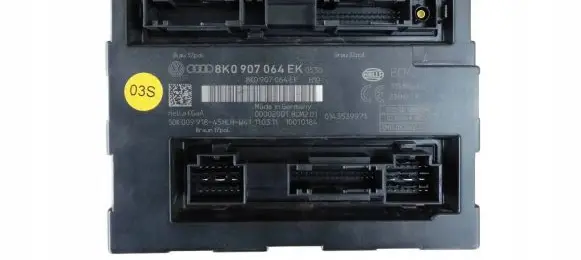 Audi A4 S4 B8 8K Comfort/convenience module 8K0907064EK