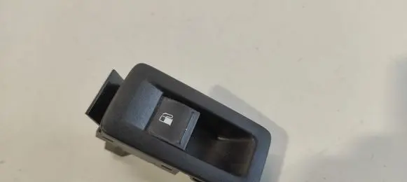 Volkswagen Touran I Fuel tank opening switch 1F0959527 1T0959551