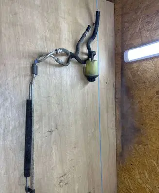 Volvo XC60 Power steering radiator 31302547