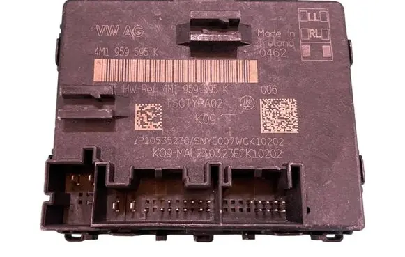 Audi Q7 4M Central body control module 4M1959595K