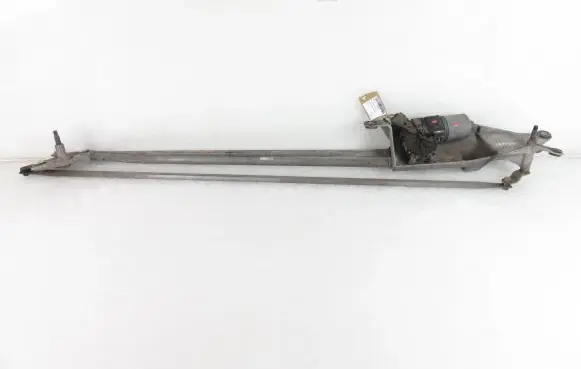 Front wiper linkage