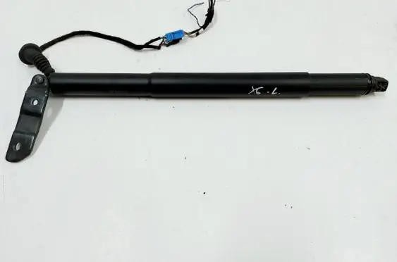 BMW X6 F16 Tailgate strut 7434043