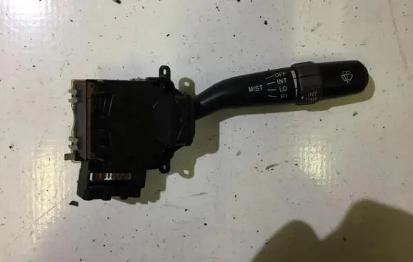 Lexus IS 200-300 Wiper control stalk