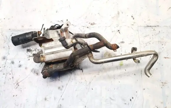 Volkswagen Touran I Auxiliary pre-heater (Webasto) e1000018021232