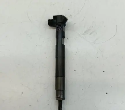 Mercedes-Benz C W204 Fuel injector A6510700587 EVBR00002D 1108202299831
