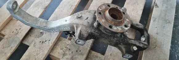 Maserati Quattroporte Front wheel hub 670001899