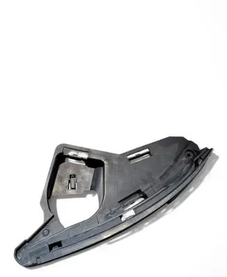Volvo XC60 Front bumper mounting bracket 30763433
