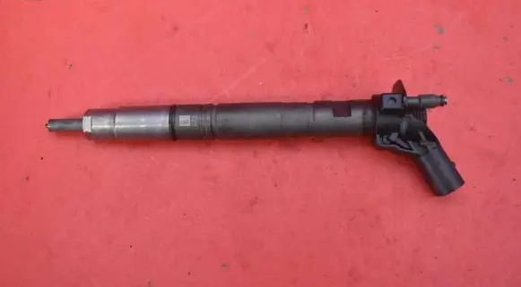 Audi A5 8T 8F Fuel injector 059130277AR