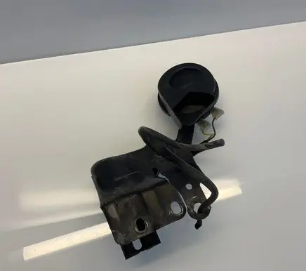 Mercedes-Benz E W211 Headlight/headlamp mounting bracket 