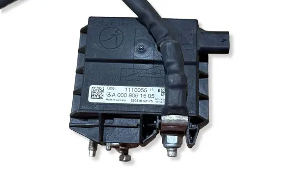 Mercedes-Benz E AMG W213 Battery relay fuse A0009061505 1110055 22031902175