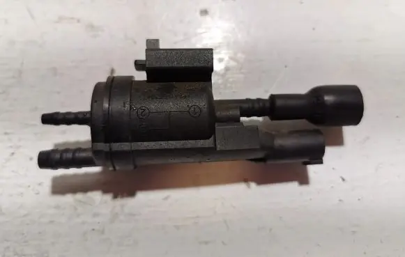 Valve vacuum