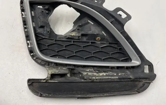 Mazda 6 Front fog light trim/grill Gdk550c11