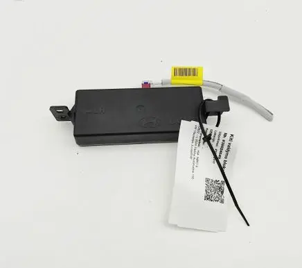 KIA Niro Aerial antenna amplifier 96240AT010