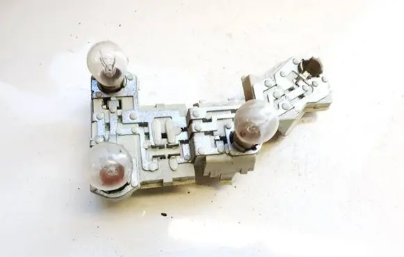 Volvo V50 Tail light bulb cover holder 281222