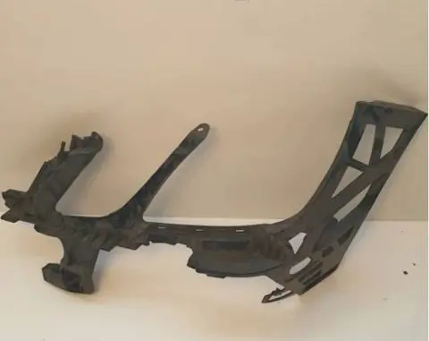 Mercedes-Benz E AMG W212 Front bumper mounting bracket 2128852165 a2128852165