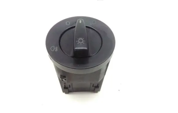 Volkswagen Golf IV Light switch 1C0941531
