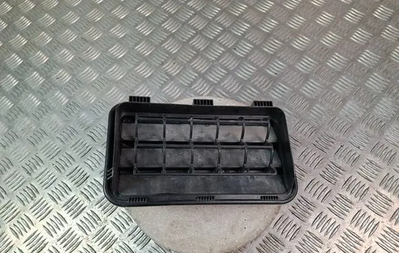 Hyundai Santa Fe Quarter panel pressure vent 97511S1000