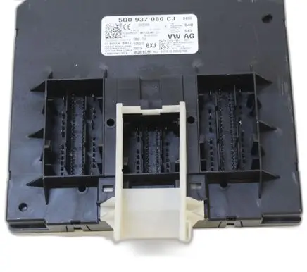 Volkswagen PASSAT B8 Other control units/modules 5Q0937086CJ